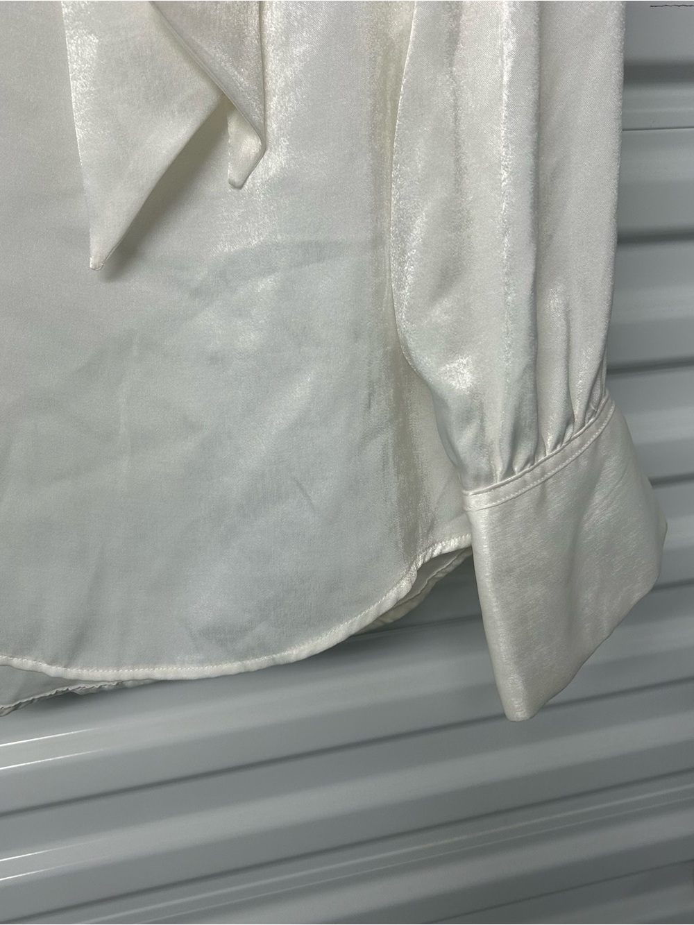 Worthington Cream Satin Tie-Neck Blouse with Shoulder Buttons - Picture 4 of 14